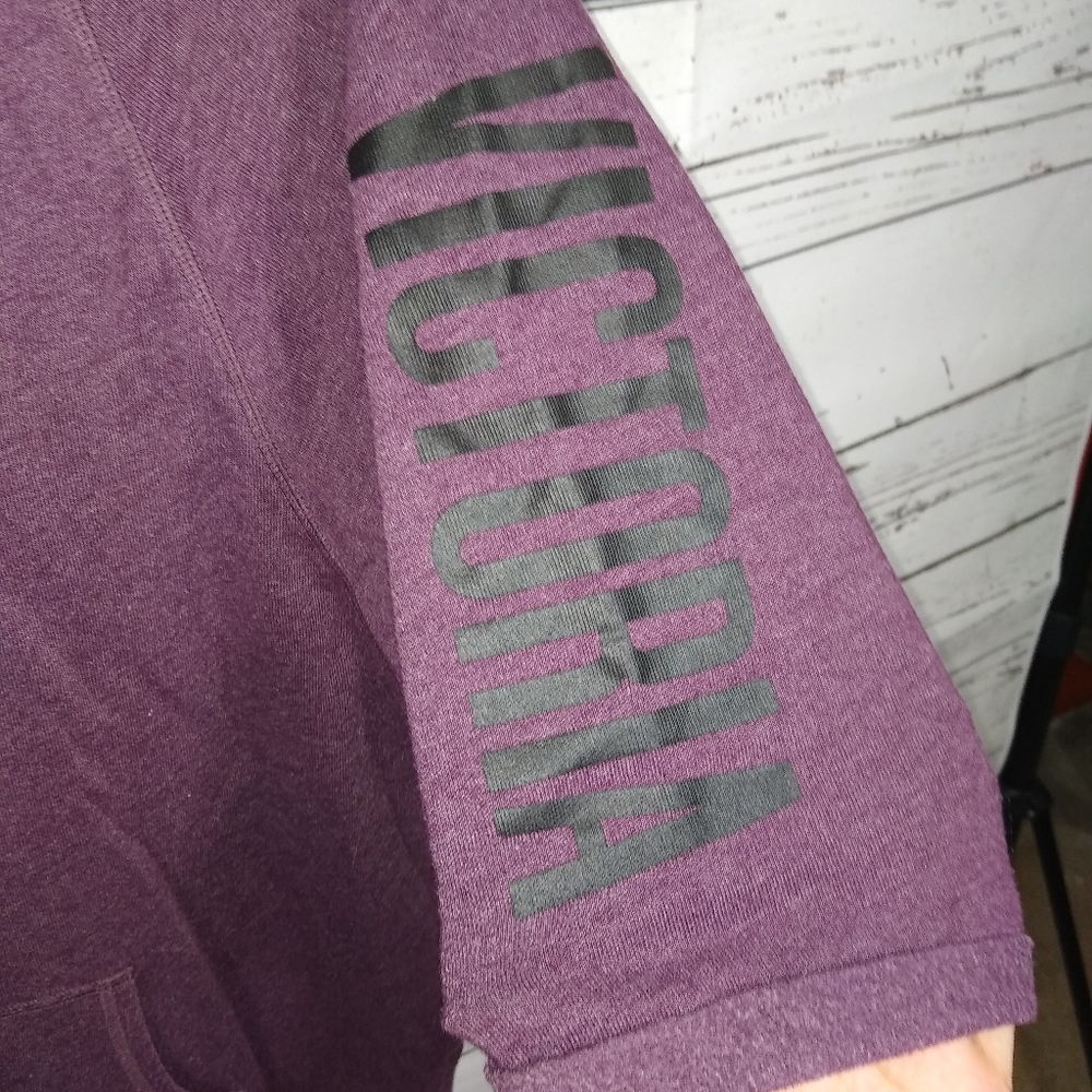 Purple pull over - Picture 3 of 4